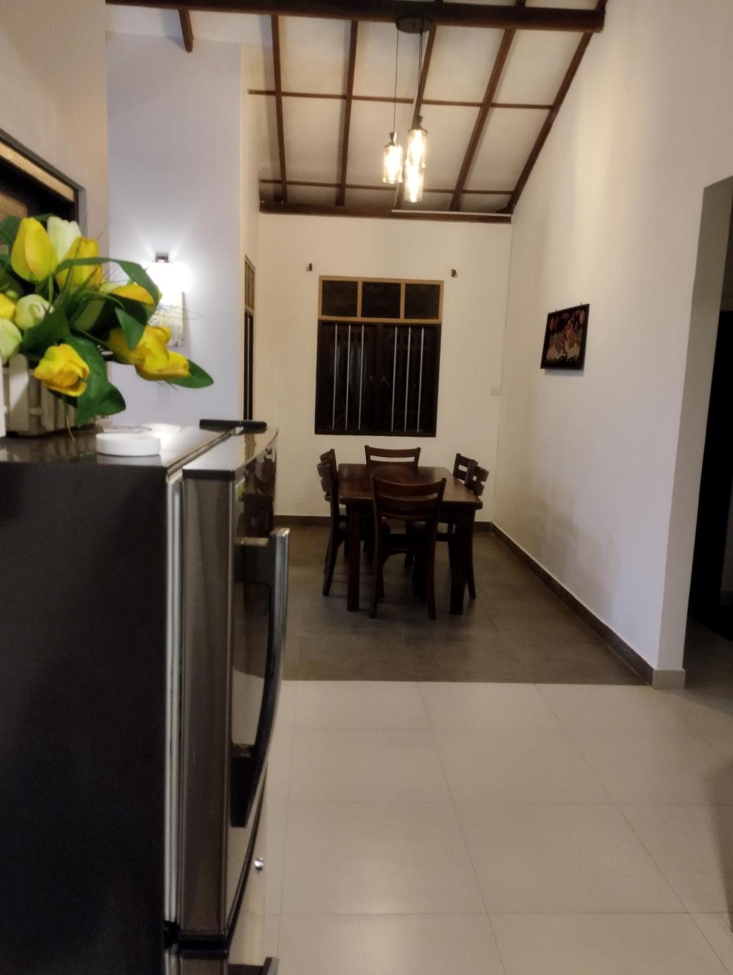 Villa Hilltop By Yehansa With Unlimited Fiber Wifi Hikkaduwa Extérieur photo