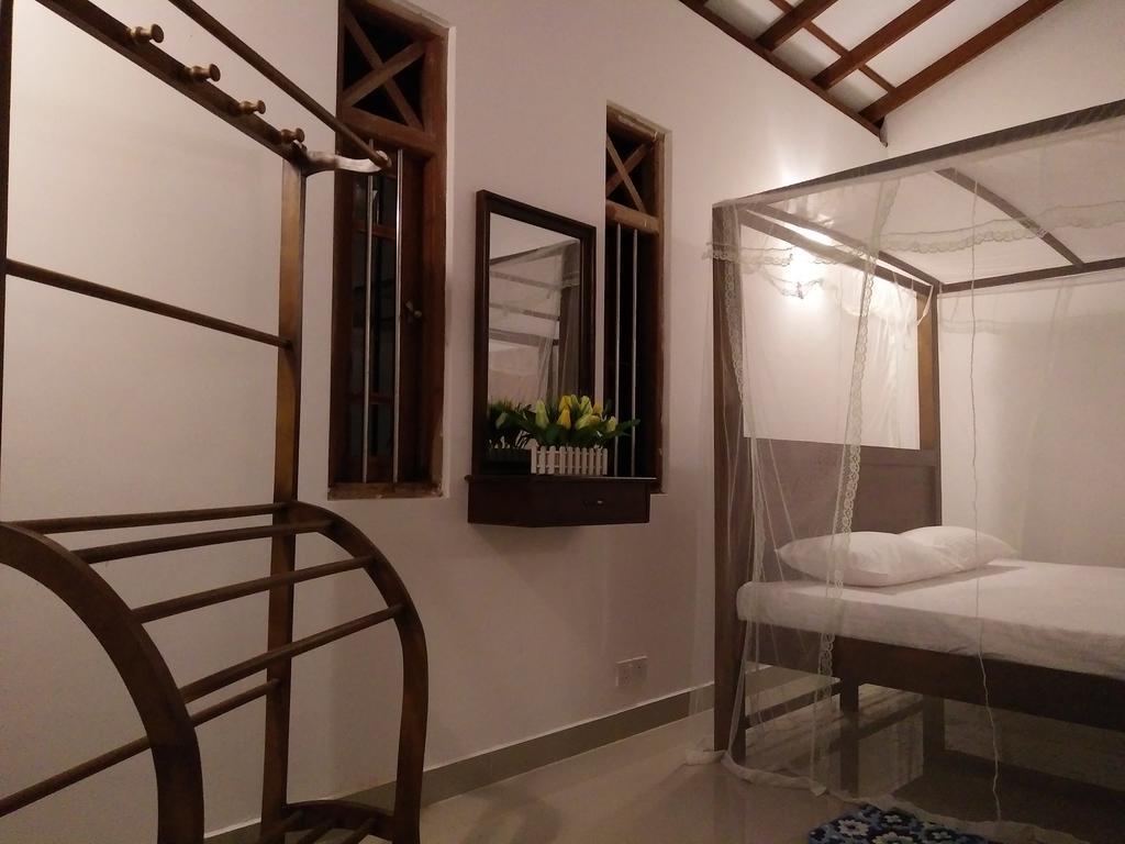 Villa Hilltop By Yehansa With Unlimited Fiber Wifi Hikkaduwa Extérieur photo